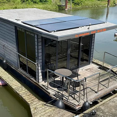 Hausboot Luft & Liebe Halle (Saale)
